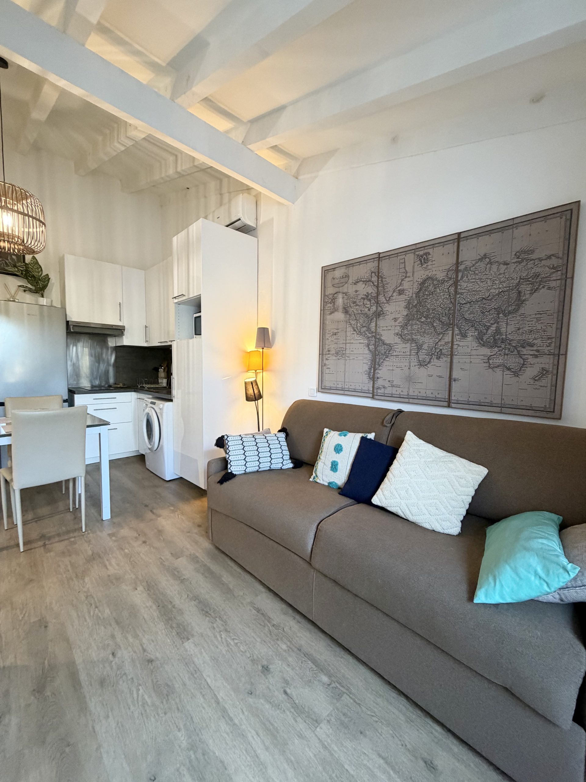 Intérieur 7